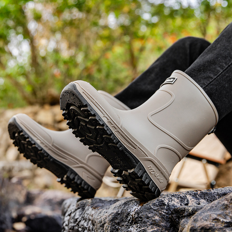 Fishing Boots - 36-47 Size Wear-resistant Thick-soled Rain Boots